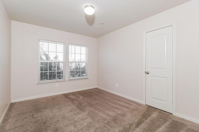 20017 Hubert R. Humphrey RD, Manor, TX 78653
