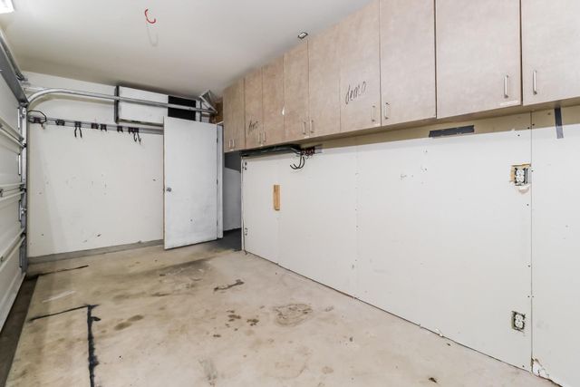 20017 Hubert R. Humphrey RD, Manor, TX 78653