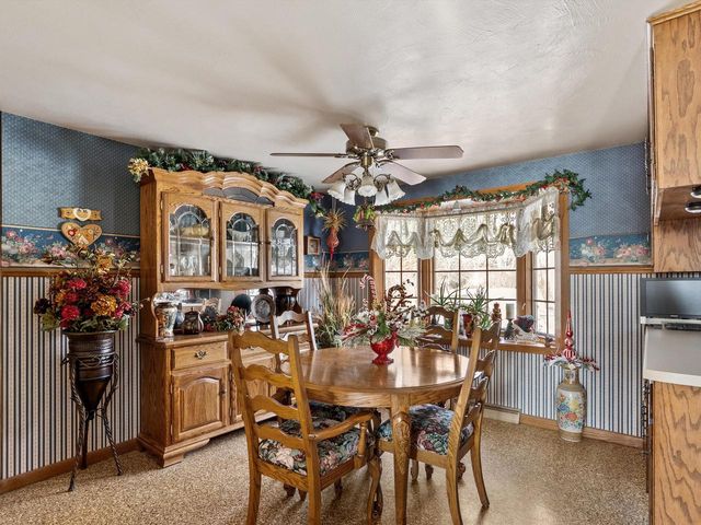 1330 Fernando DRIVE, Ashwaubenon, WI 54115