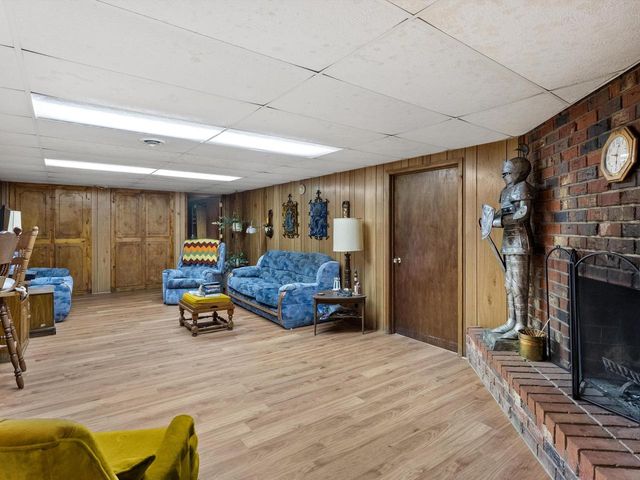 1330 Fernando DRIVE, Ashwaubenon, WI 54115