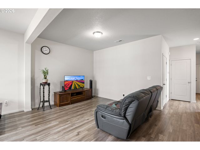 8611 Ne 13TH Pl, Vancouver, WA 98665