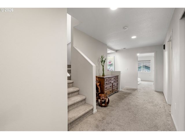 8611 Ne 13TH Pl, Vancouver, WA 98665