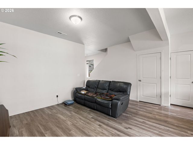 8611 Ne 13TH Pl, Vancouver, WA 98665
