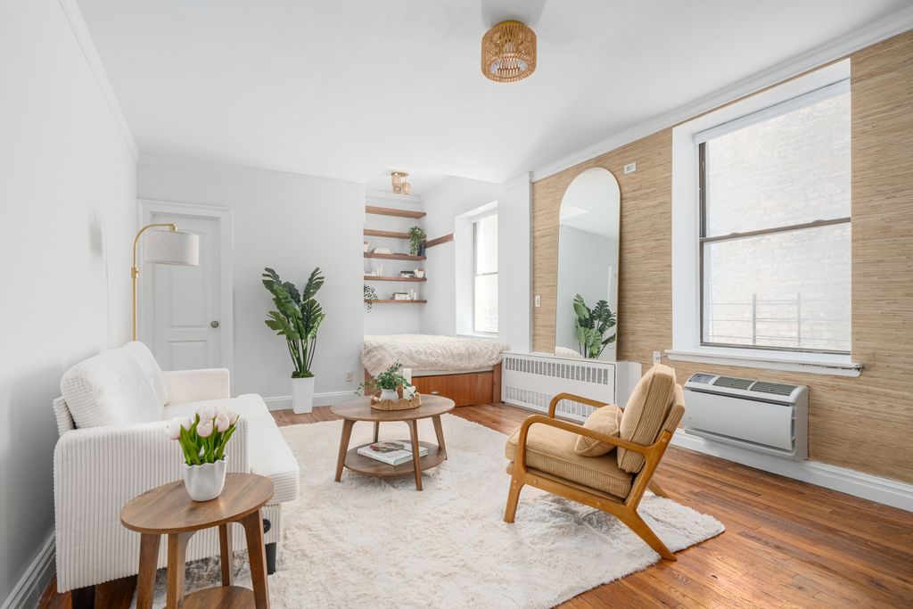 32 W 40th St Apt 4H, New York City, NY 10018