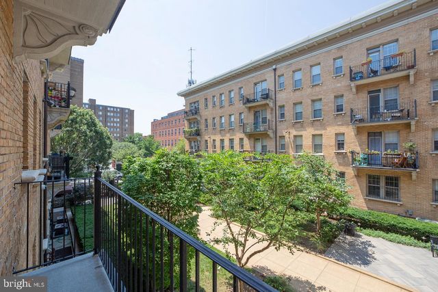 1401 COLUMBIA RD NW #219, Washington, DC 20009