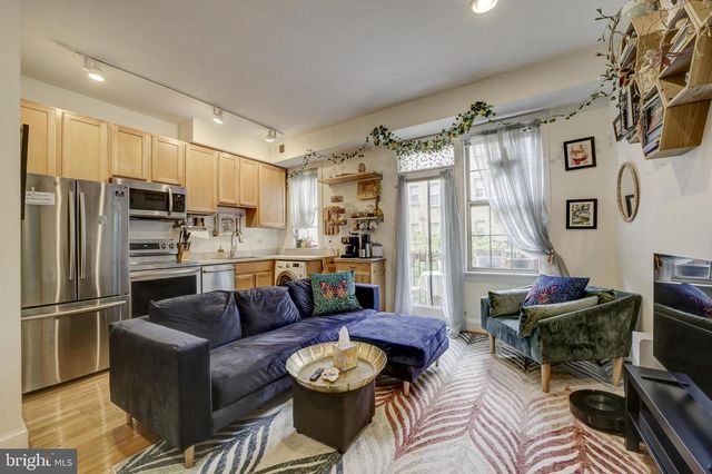 1401 COLUMBIA RD NW #219, Washington, DC 20009
