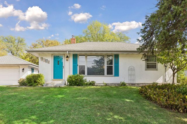 2128 Cohansey Boulevard, Roseville, MN 55113