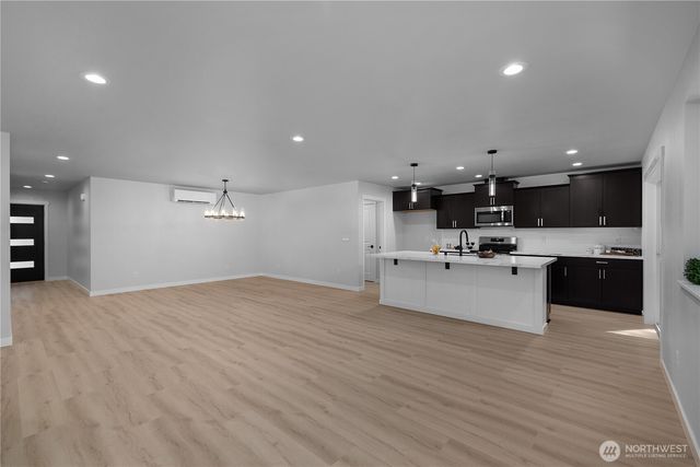 20 E Meadow Mist Place, Belfair, WA 98528
