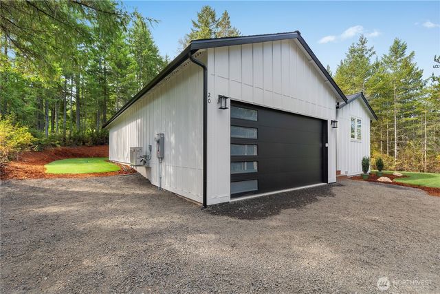 20 E Meadow Mist Place, Belfair, WA 98528