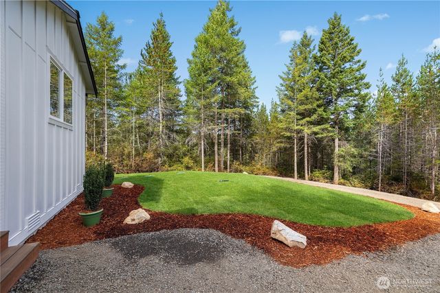 20 E Meadow Mist Place, Belfair, WA 98528