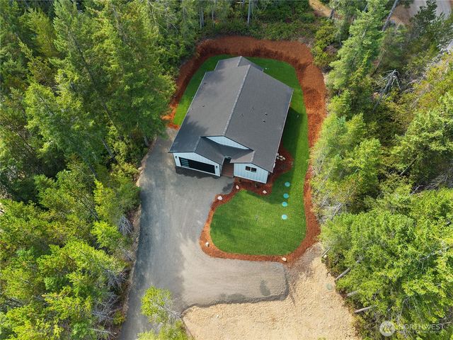 20 E Meadow Mist Place, Belfair, WA 98528