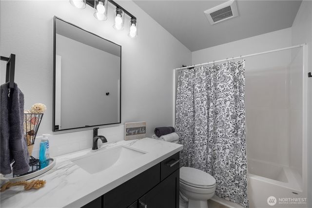 20 E Meadow Mist Place, Belfair, WA 98528