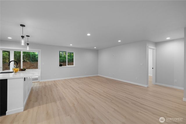 20 E Meadow Mist Place, Belfair, WA 98528