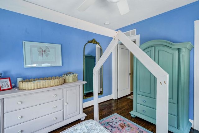 4032 Dexter Avenue, Fort Worth, TX 76107