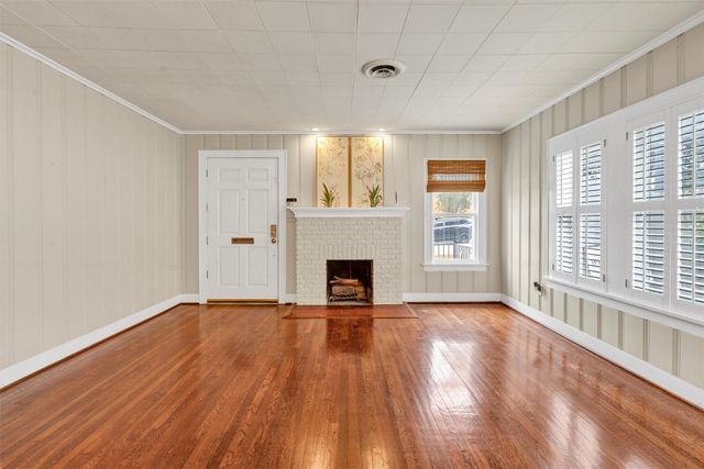 4032 Dexter Avenue, Fort Worth, TX 76107