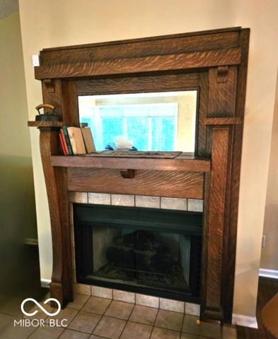 1732 Creekside Lane W, Carmel, IN 46032