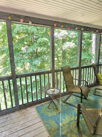 1732 Creekside Lane W, Carmel, IN 46032