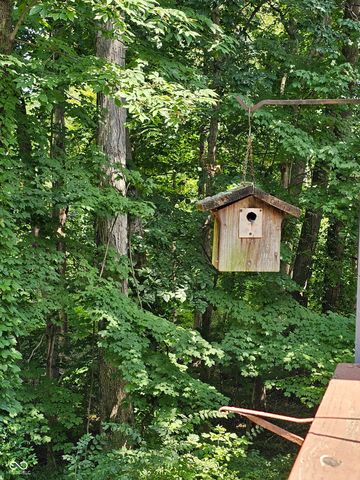 1732 Creekside Lane W, Carmel, IN 46032