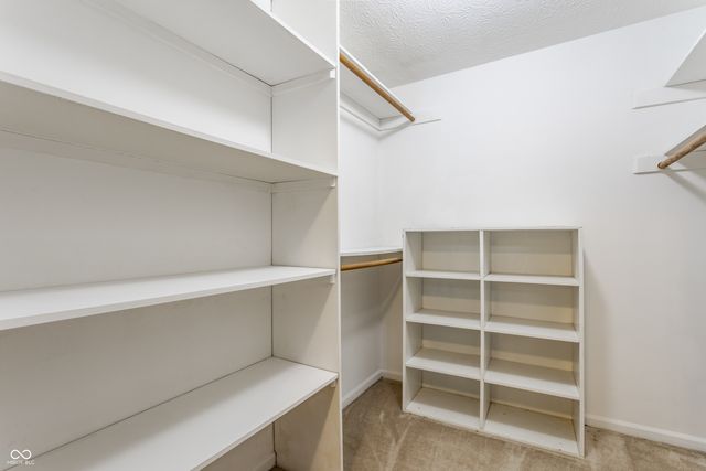 1732 Creekside Lane W, Carmel, IN 46032