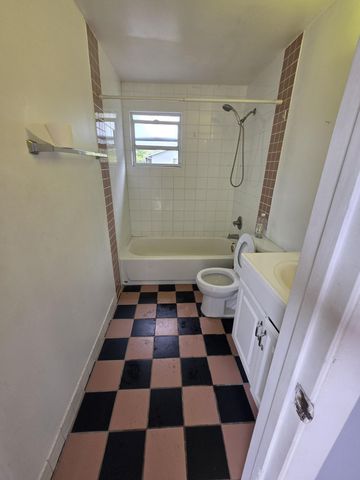 5926 Taft Street, Hollywood, FL 33021