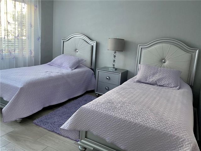 4270 Jack Frost CT # 5, Naples, FL 34112