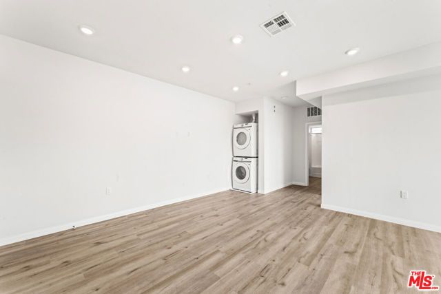 3105 Bellevue Avenue 205, Los Angeles, CA 90026