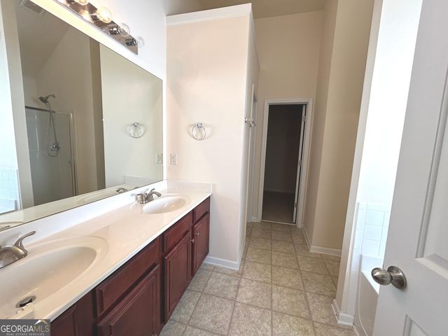 1030 Pebble Creek Trail, Suwanee, GA 30024