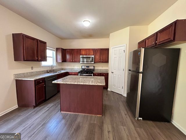 1030 Pebble Creek Trail, Suwanee, GA 30024
