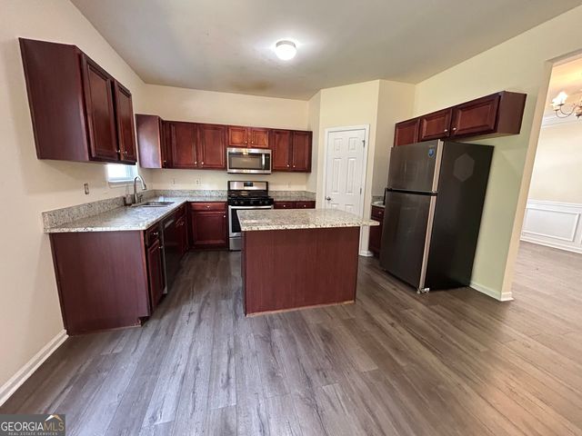 1030 Pebble Creek Trail, Suwanee, GA 30024