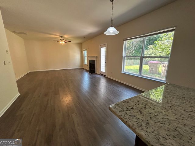 1030 Pebble Creek Trail, Suwanee, GA 30024