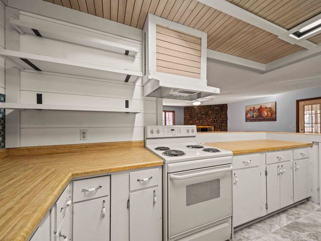 34 Arias Way, Hot Springs Village, AR 71909