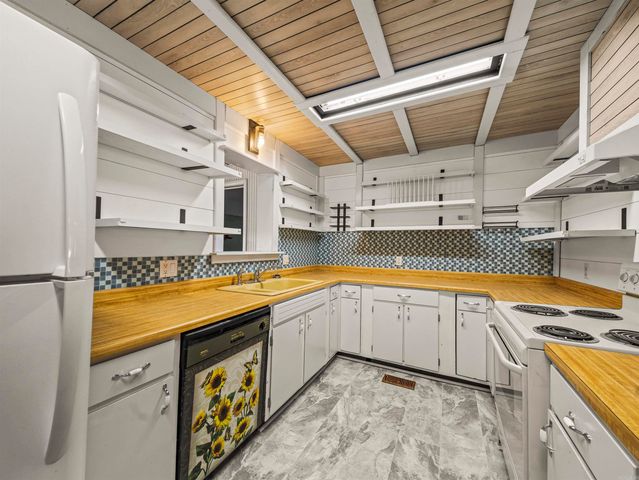 34 Arias Way, Hot Springs Village, AR 71909