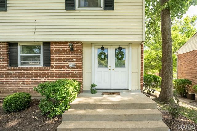 13348 La Barge Drive, Chesterfield, MO 63141