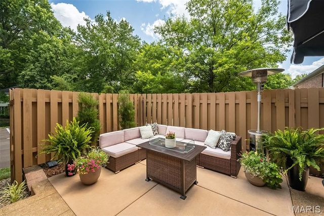 13348 La Barge Drive, Chesterfield, MO 63141