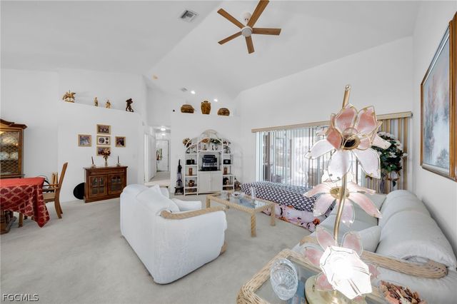 2041 SE 16th ST, Cape Coral, FL 33990