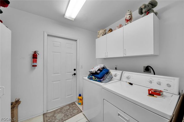 2041 SE 16th ST, Cape Coral, FL 33990