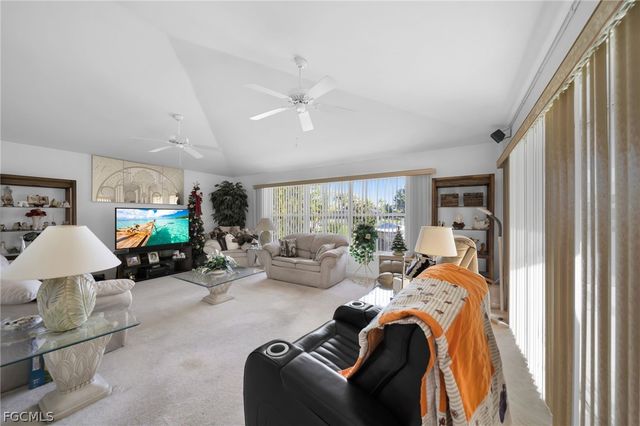 2041 SE 16th ST, Cape Coral, FL 33990