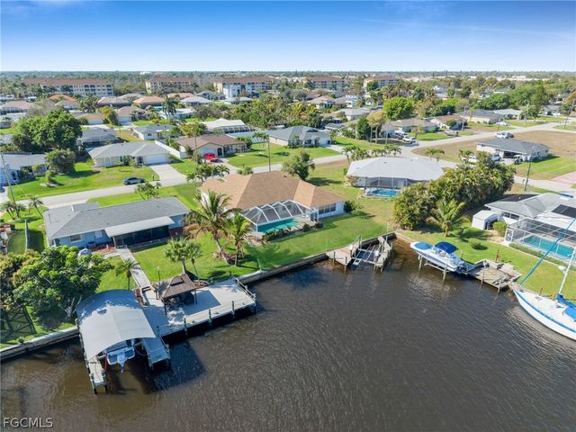 2041 SE 16th ST, Cape Coral, FL 33990