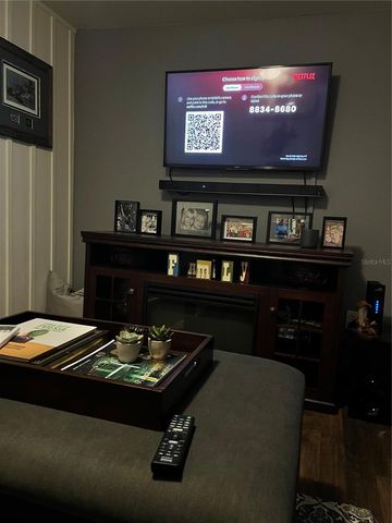 810 N TREMAIN STREET, Mount Dora, FL 32757