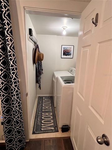 810 N TREMAIN STREET, Mount Dora, FL 32757