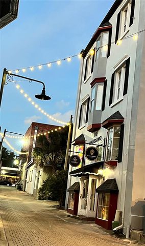 810 N TREMAIN STREET, Mount Dora, FL 32757