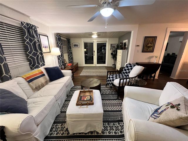 810 N TREMAIN STREET, Mount Dora, FL 32757