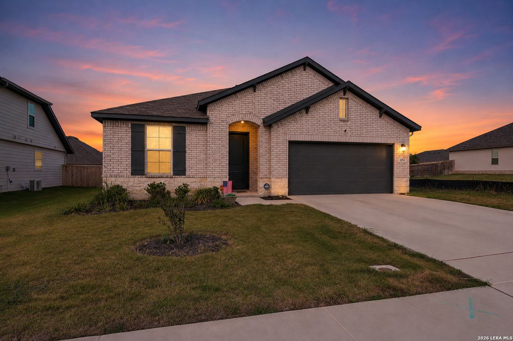 4206 ISLAND RUN, Marion, TX 78124