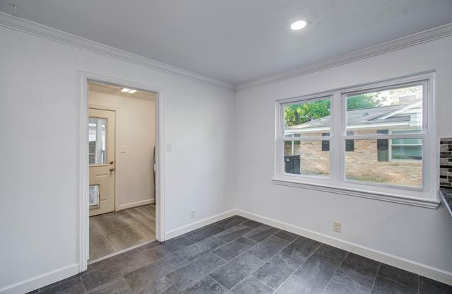 674 Ravensworth Drive, Conroe, TX 77302