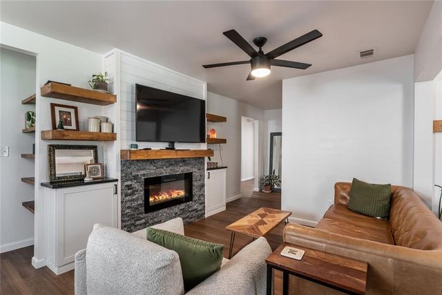 2189 Gordon SE Circle, Smyrna, GA 30080