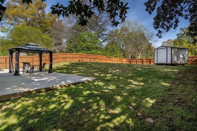 2189 Gordon SE Circle, Smyrna, GA 30080