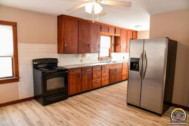 3337 SW 125th ST, Carbondale, KS 66414