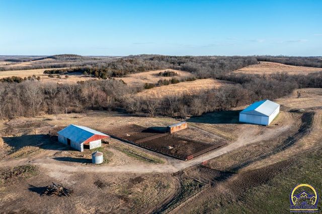 3337 SW 125th ST, Carbondale, KS 66414