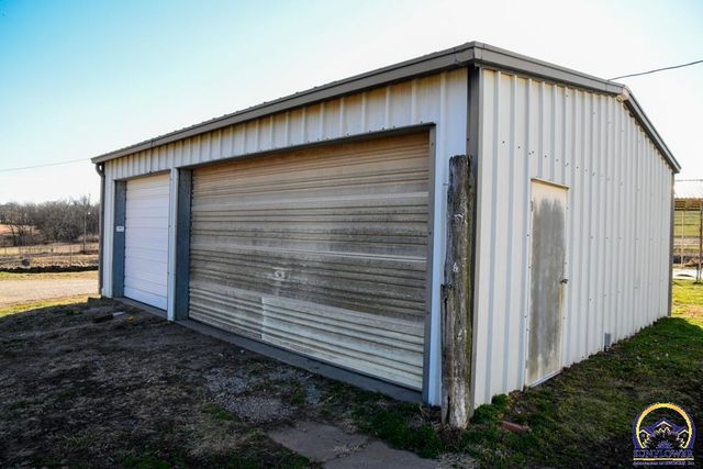 3337 SW 125th ST, Carbondale, KS 66414