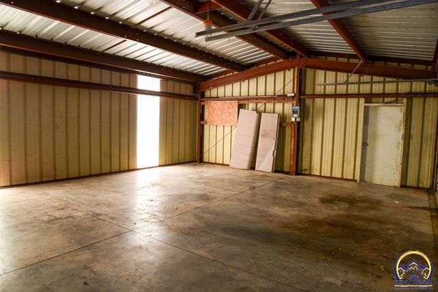 3337 SW 125th ST, Carbondale, KS 66414